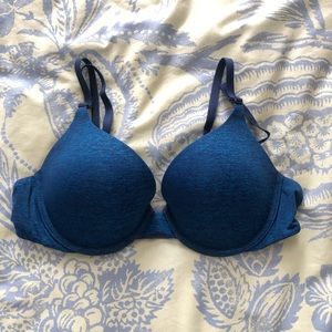 Victoria’s Secret T-Shirt Bra (Push Up)
